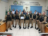 Câmara de Itapejara D'Oeste Presta Justa Homenagem ao 2° Pelotão da Polícia Militar