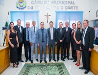 Itapejara D’Oeste dá início a nova legislatura com posse de vereadores, prefeito e vice-prefeito